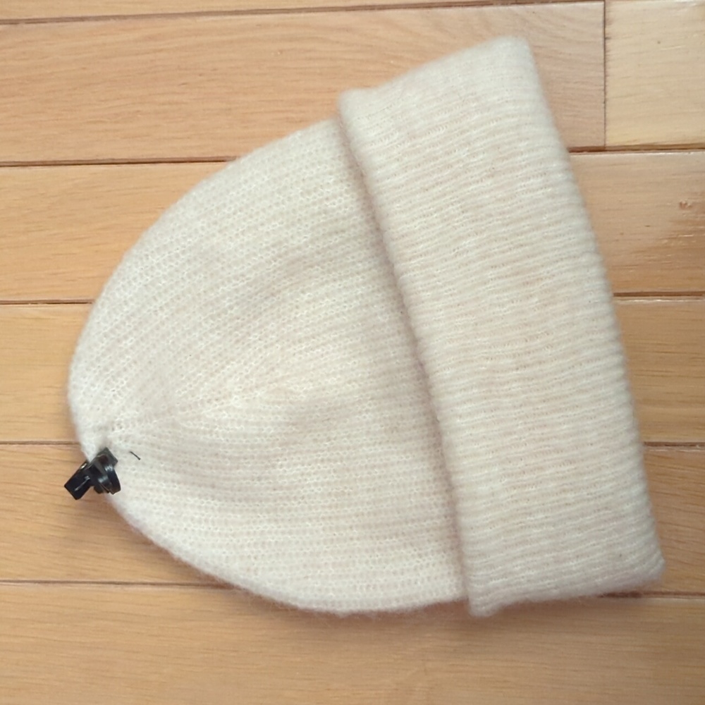 NWOT 46% Wool Hat